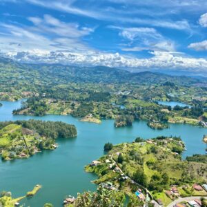 Tour Guatapé y Piedra del Peñol