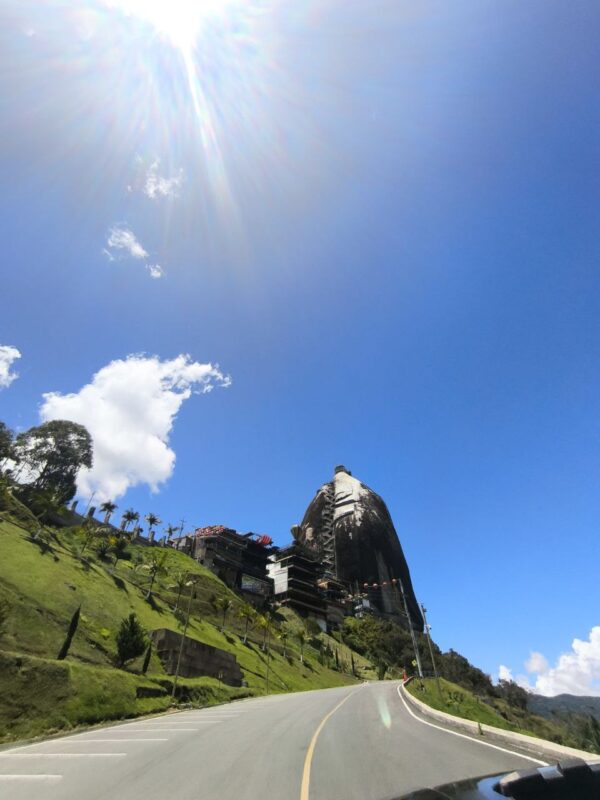 Tour Guatapé y Piedra del Peñol - Image 8